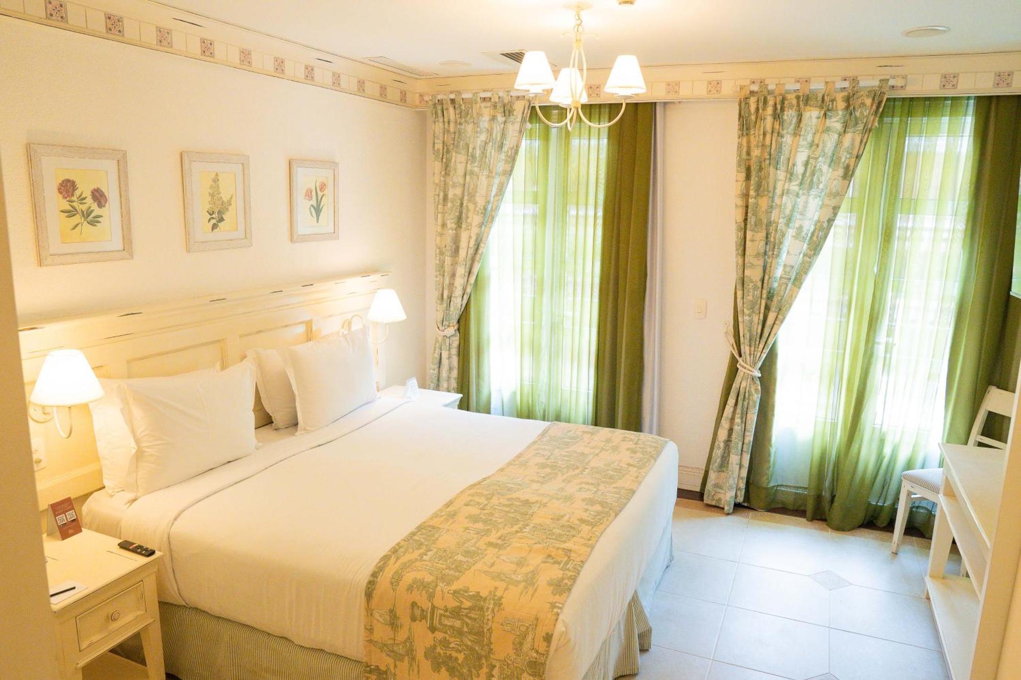 Il Campanario Villaggio Resort - Oficial Florianópolis Exterior foto A bedroom at the hotel